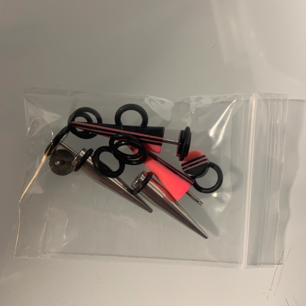Fake faux gauges